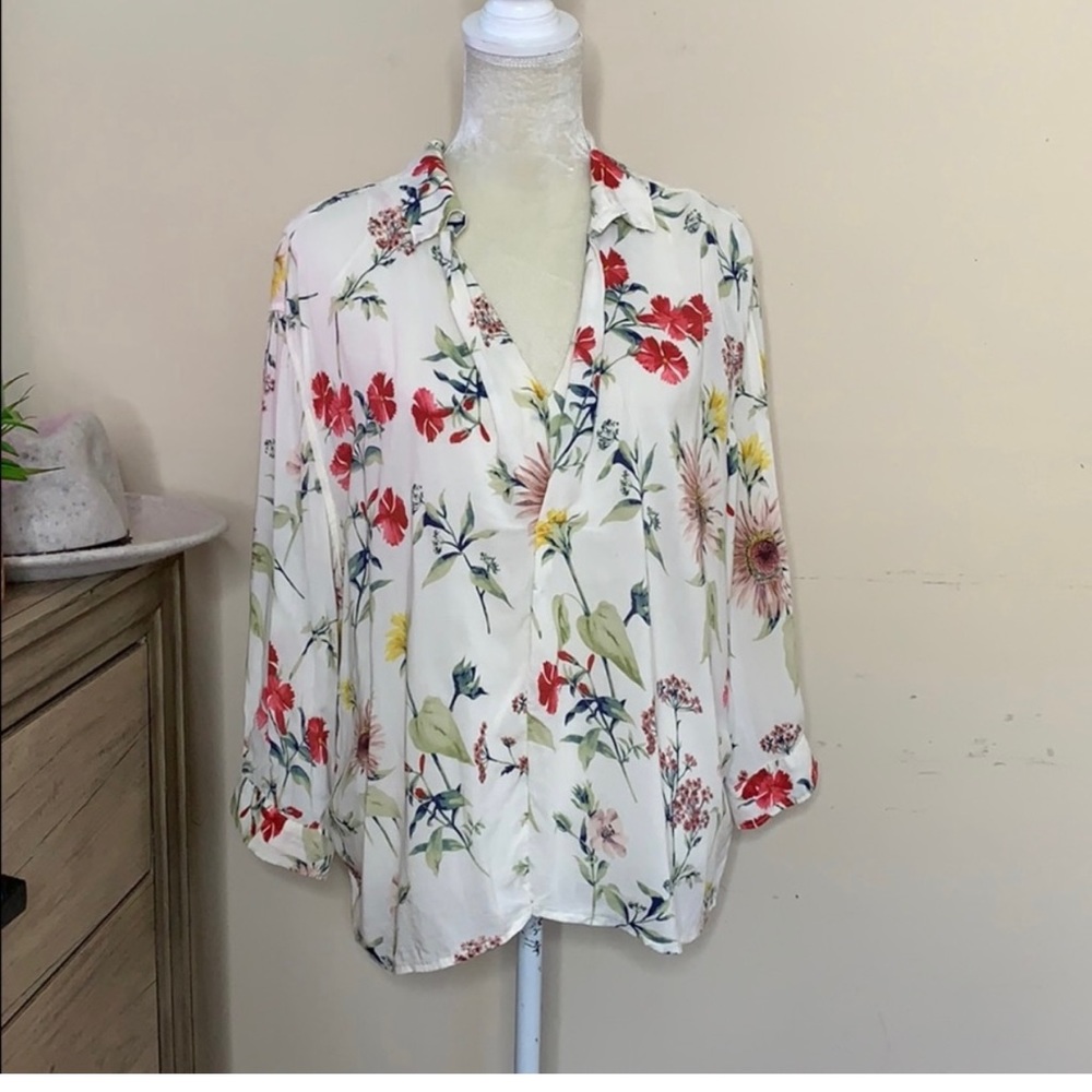 chelsea & theodore • floral blouse